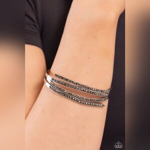 Curved Lines Bracelet